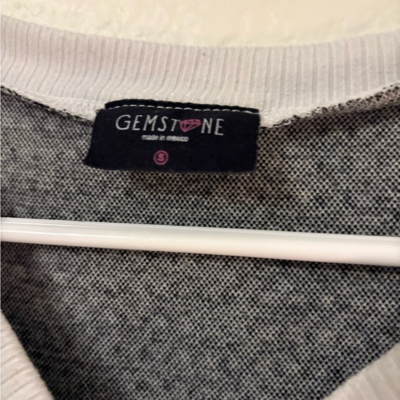 🖤Gemstone Checkered V-Neck Crop Top🖤 - Picture 3 of 4